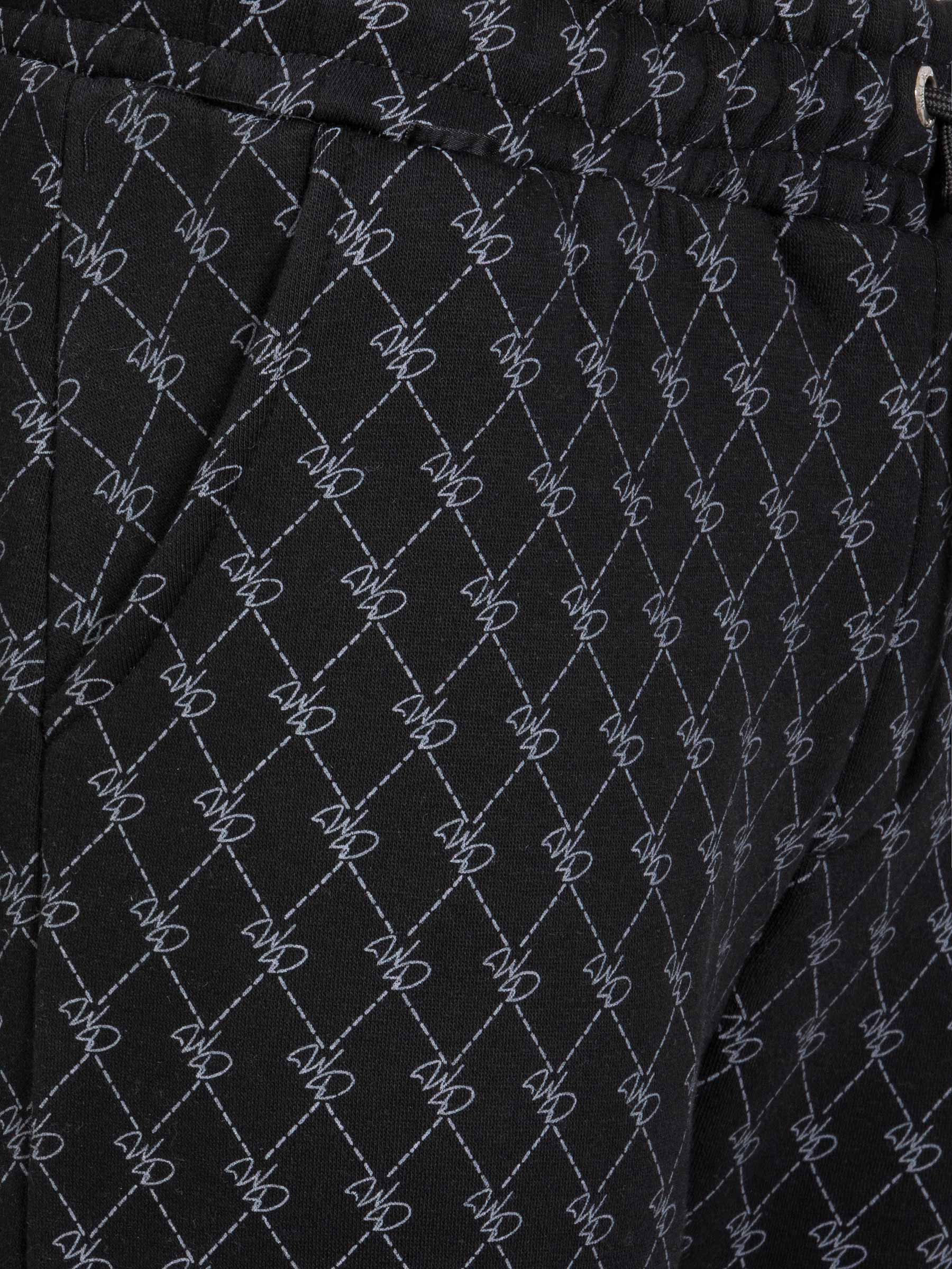 Draag een zwarte broek - Image 5